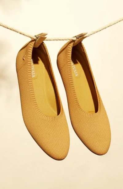 Vivaia Almond-toe Ballet Flats