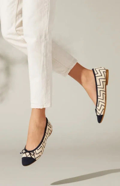 Vivaia Almond-toe Bow Flats In Neutral