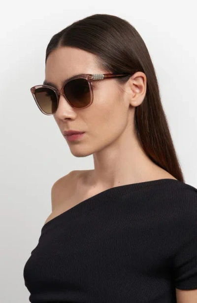 Stuart Weitzman 56mm Gradient Butterfly Sunglasses In Brown