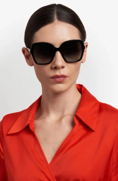 Stuart Weitzman 56mm Gradient Square Sunglasses In Black