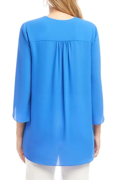 Karen Kane Crossover Hem Asymmetric Top In Blue