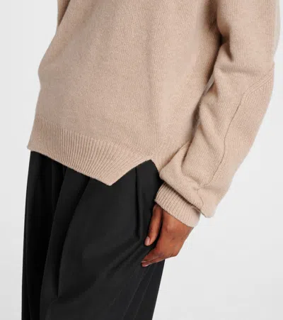 Victoria Beckham Wool And Cashmere Sweater In Neutral