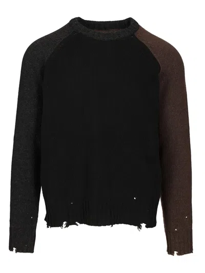 Mm6 Maison Margiela Mm6 By Maison Margiela Contrasting Sleeve Sweater With Distressed Hem In Black