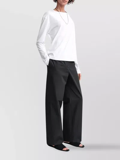 Totême Basic Crew Neck Long Sleeve T-shirt In White