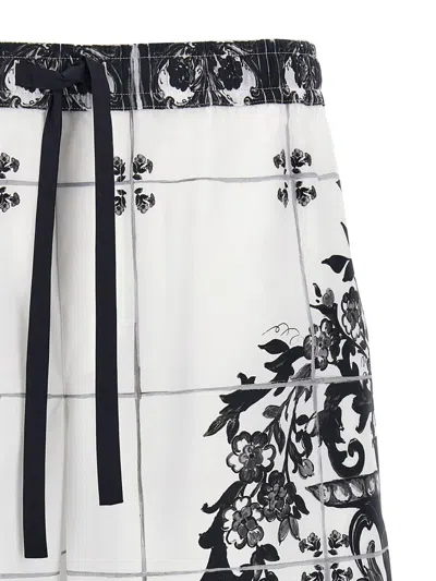 Dolce & Gabbana Monochrome Floral Elastic Waistband Knee Length Shorts In White