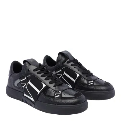 Valentino Garavani Vltn Ribbon Sneakers In Black