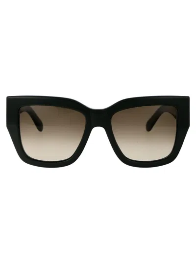 Ferragamo Sf1104s Sunglasses In Black