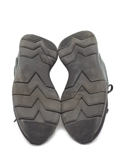 Pre-owned Louis Vuitton Leather Sneakers In Black