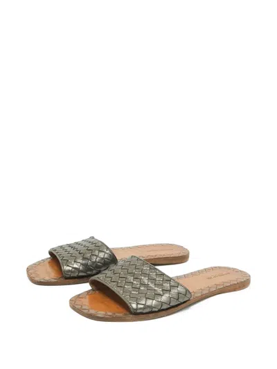 Pre-owned Bottega Veneta Intrecciato-weave Leather Sandals