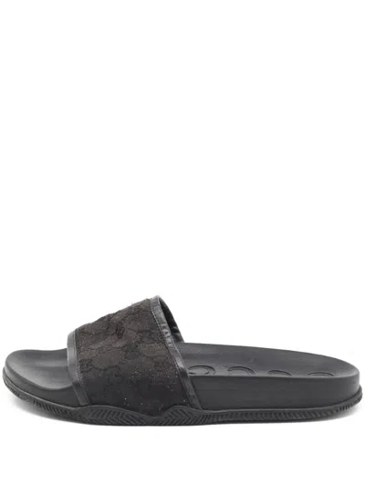 Pre-owned Gucci Gg Canvas Slides