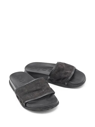 Pre-owned Gucci Gg Canvas Slides