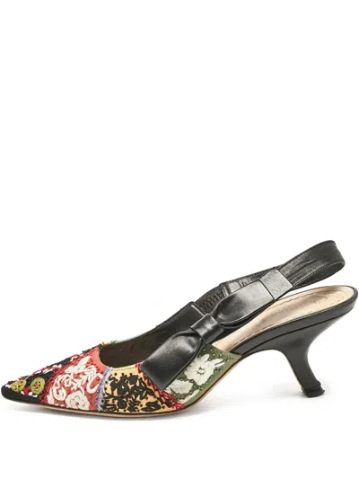Pre-owned Dior Embroidered Pointed-toe Pumps In Black