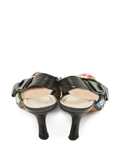 Pre-owned Dior Embroidered Pointed-toe Pumps In Black