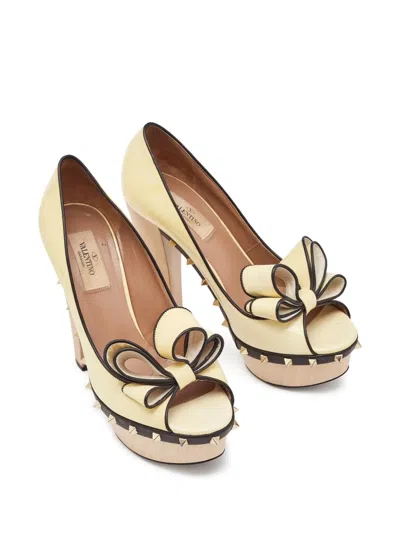 Pre-owned Valentino Garavani 120mm Studed Pumps In Neutral