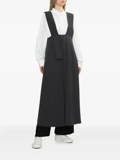 Enföld Pleated Midi Dress In Black