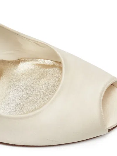 Pre-owned Stuart Weitzman 105mm Leather Pumps In White