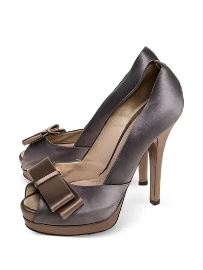 Pre-owned Fendi 145mm Bow-embellished Platform Pumps In Gray
