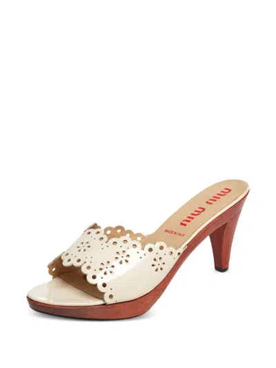 Pre-owned Miu Miu 85mm Leather Mule Sandals In White