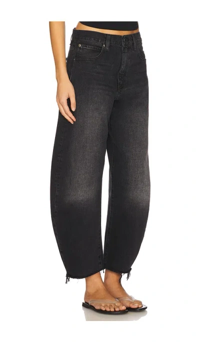 Frame The Bubble Crop High Rise Jeans In Limitless In Black