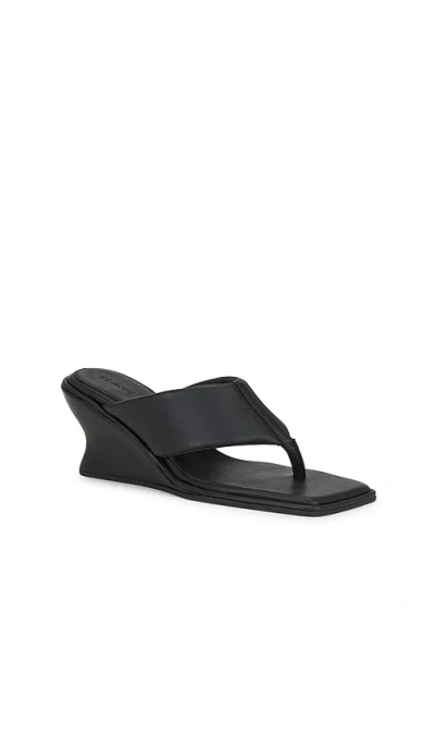 St Agni Soft Thong Contour Wedge