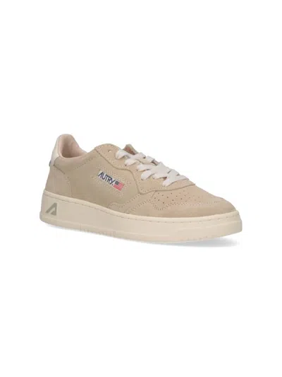 Autry Low Top Rubber Sole Sneakers In Neutral