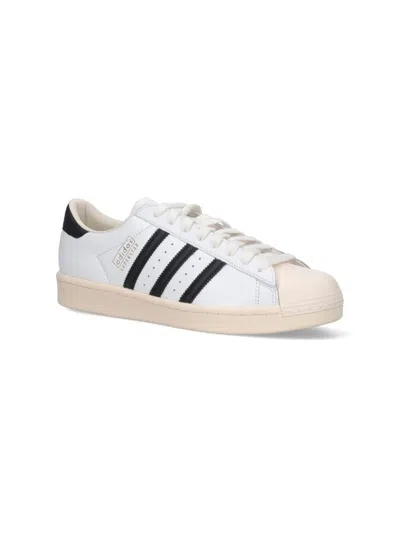Adidas Originals Superstar 82 Leather Low-top Sneakers In White