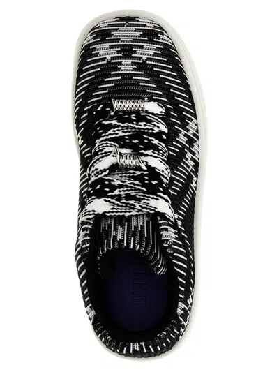 Burberry Dynamic Pattern Sneakers With Comfortable Sole