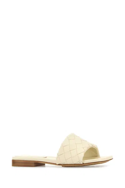 Bottega Veneta Ivory Leather Parco Slippers