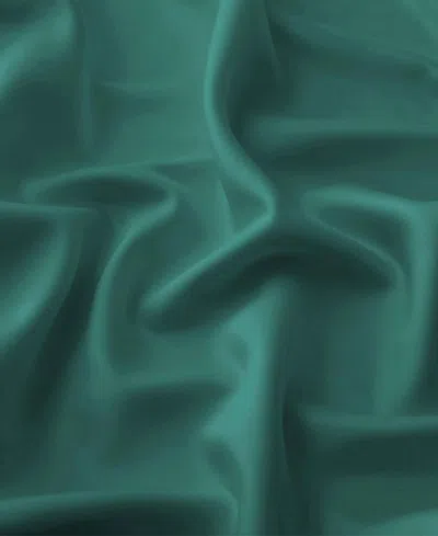 Unikome Soft Silky All Season Down Alternative Comforter, King In Green