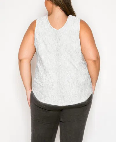 Coin 1804 Plus Size Spiral Wave Texture Double V-neck Curved Hem Tank Top In White