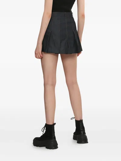 Juunj Pleated Denim Shorts In Gray