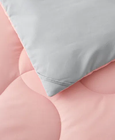Unikome Lightweight Reversible Quilted Down Alternative Comforter, King In Pink