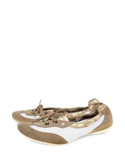 Pre-owned Tod's Vintage Suede Lace-up Ballet Flats