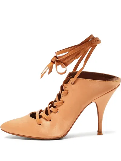 Pre-owned Givenchy Laced Leather Heeled Pumps In Neutral