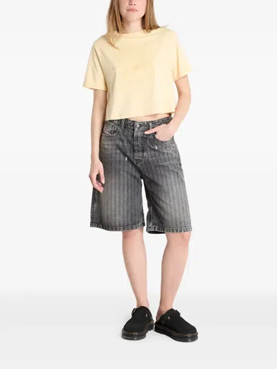 Tommy Jeans Embroidered-logo T-shirt In Yellow