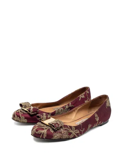 Pre-owned Ferragamo Bow-detailed Ballet Flats In Red