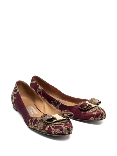 Pre-owned Ferragamo Bow-detailed Ballet Flats In Red