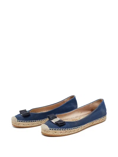 Pre-owned Ferragamo Bow-detail Denim Espadrilles In Blue