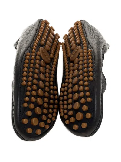 Pre-owned Gucci Leather Loafers In Black