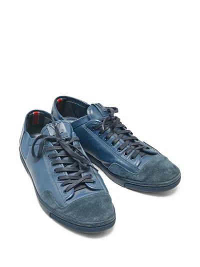Pre-owned Louis Vuitton Leather Sneakers In Blue