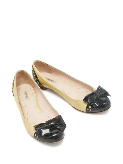 Pre-owned Miu Miu Bow-detail Ballet Flats In Yellow