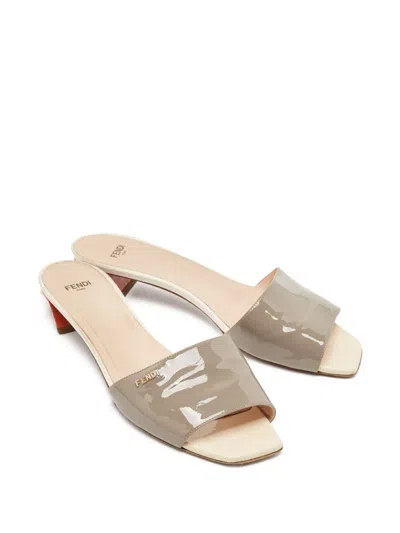 Pre-owned Fendi Patent-finish Flat Sandals