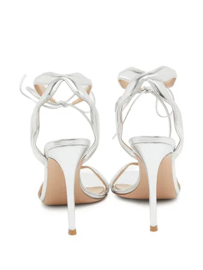 Pre-owned Gianvito Rossi  105mm Metallic Leather Strappy Sandals
