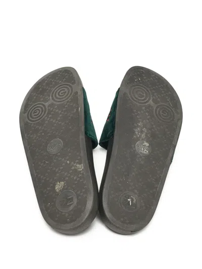Pre-owned Gucci Velvet Flat Sandals