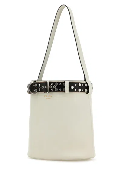 Prada Borsa A Secchiello  Buckle In Pelle Bianca   Donna