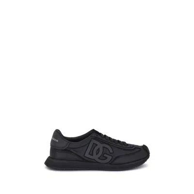 Dolce & Gabbana Low Top Sneakers Featuring Suede Accents In Black