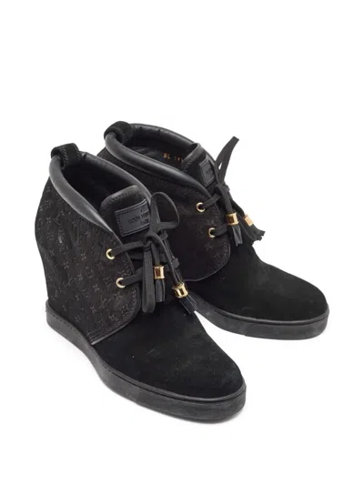Pre-owned Louis Vuitton Leather Sneakers In Black