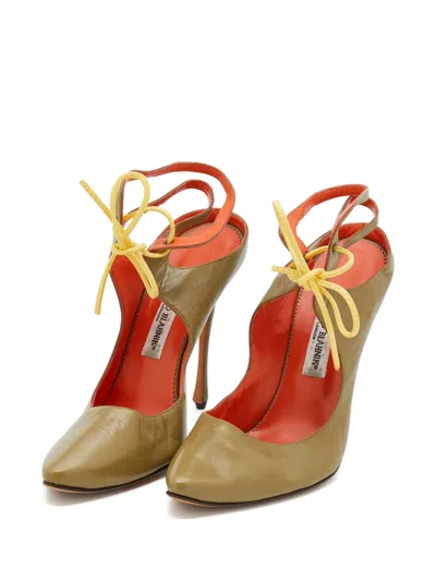 Pre-owned Manolo Blahnik  Pointed-toe Pumps