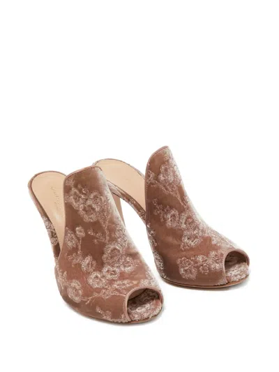 Pre-owned Gianvito Rossi  110mm Peep-toe Mules In Neutral