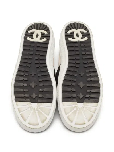 Pre-owned Chanel Tweed Slip-on Sneakers In Black